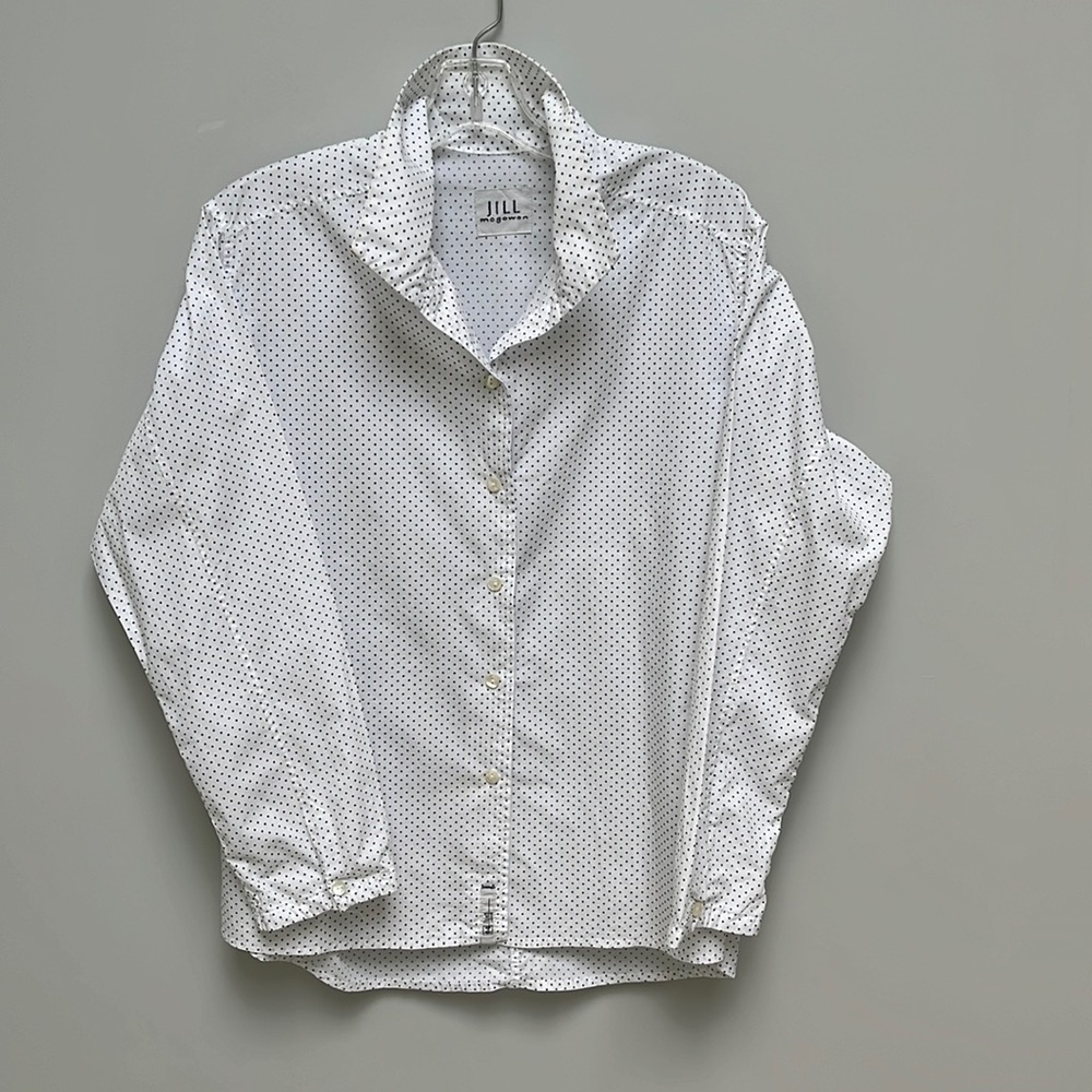 Jill McGowan white cotton with black polka dots. Size L. Very good cond.